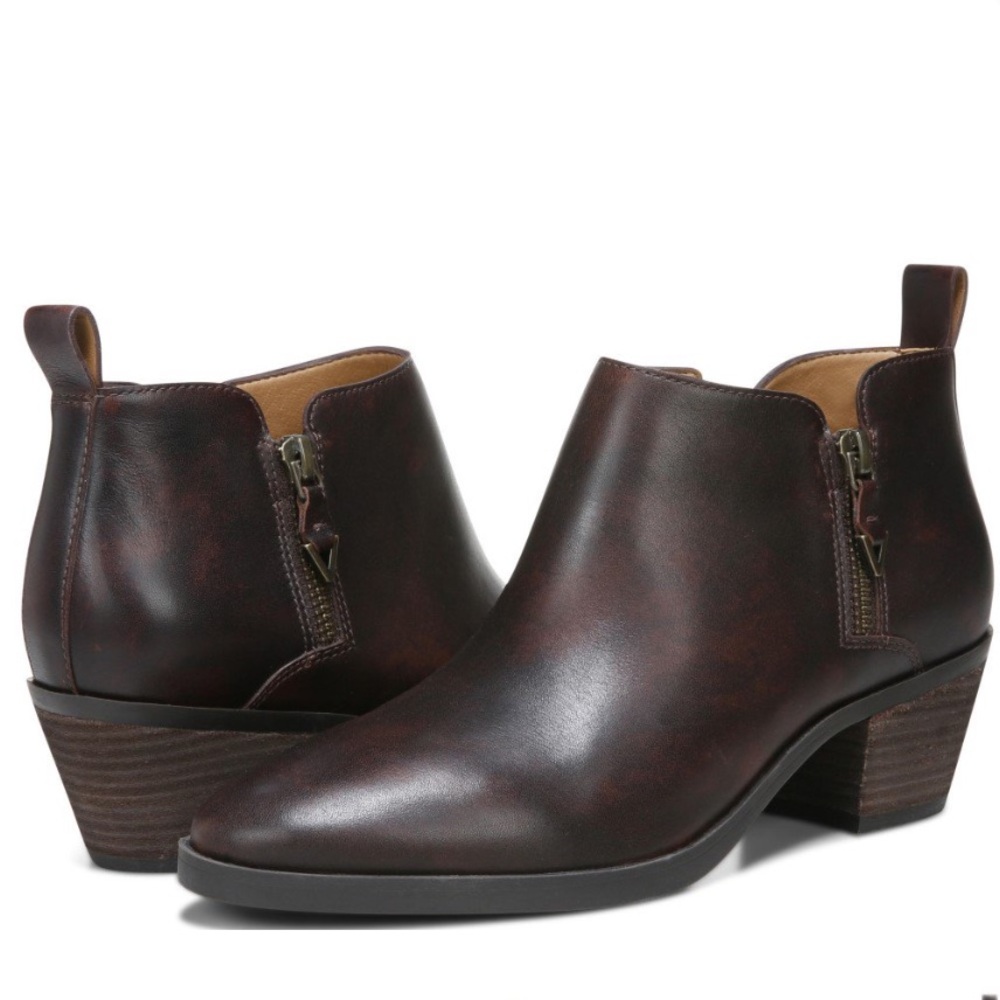 Vionic Women's Cecily Chocolates Brown side zippers Ankle waterproof 7.5 Boots